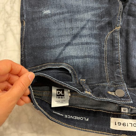 DL1961 Florence Instasculpt Darcy Dark Wash Skinny Jeans Women's Size 29 - Picture 6 of 6